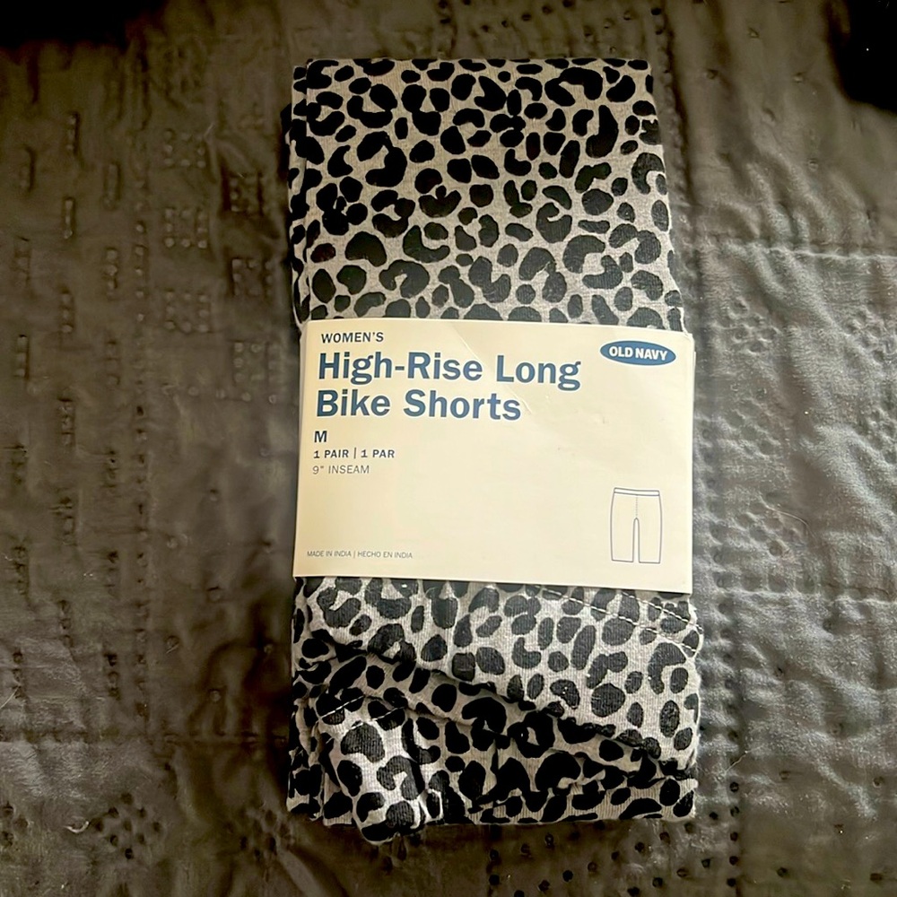 Old Navy High Rise Long Bike Shorts